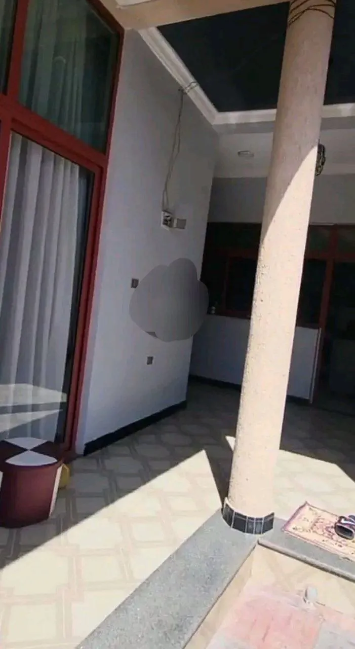 Modern L Shape House in Ayat – photo 9