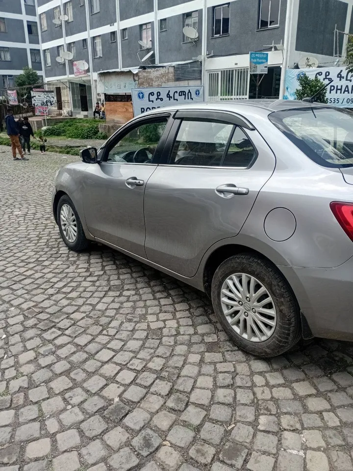 2022 Suzuki Dzire Sedan – photo 5