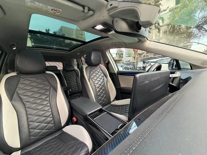 Volkswagen ID.6 Crozz Pro 2022 – photo 5