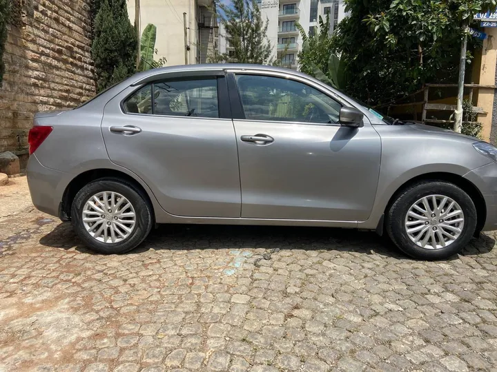 Suzuki Dzire 2021 Automatic – photo 4