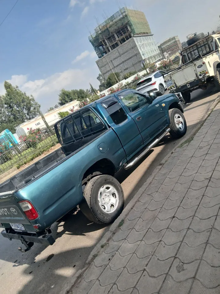 Toyota 2L King Cab 2000 – photo 5