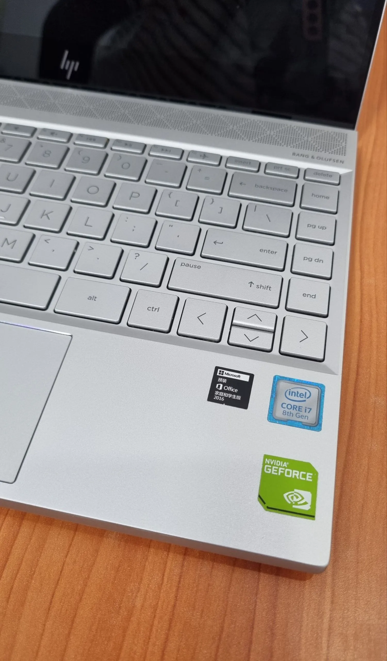 HP Envy i7 8th Gen Laptop – photo 3