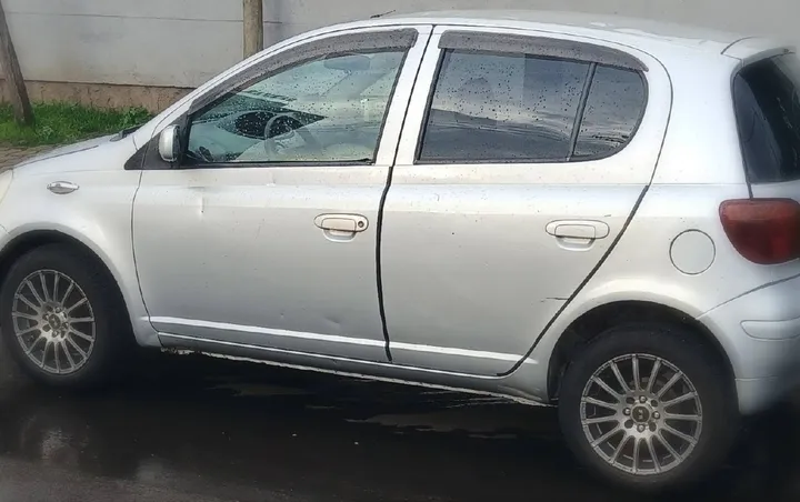 Toyota Vitz 2002 Automatic Hatchback – photo 3