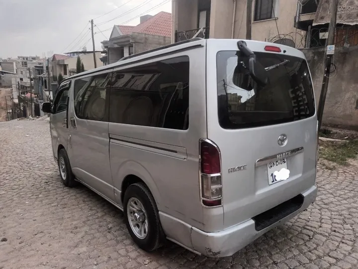 Toyota Hiace Super GL 2007 Automatic – photo 5