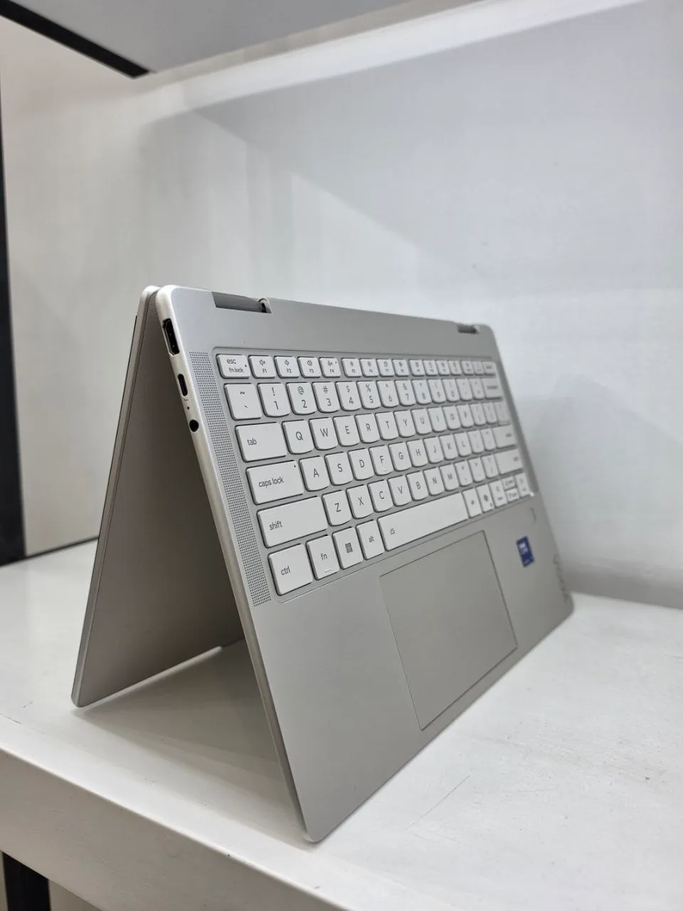 Lenovo Yoga 14 X360 2-in-1 Laptop – photo 3