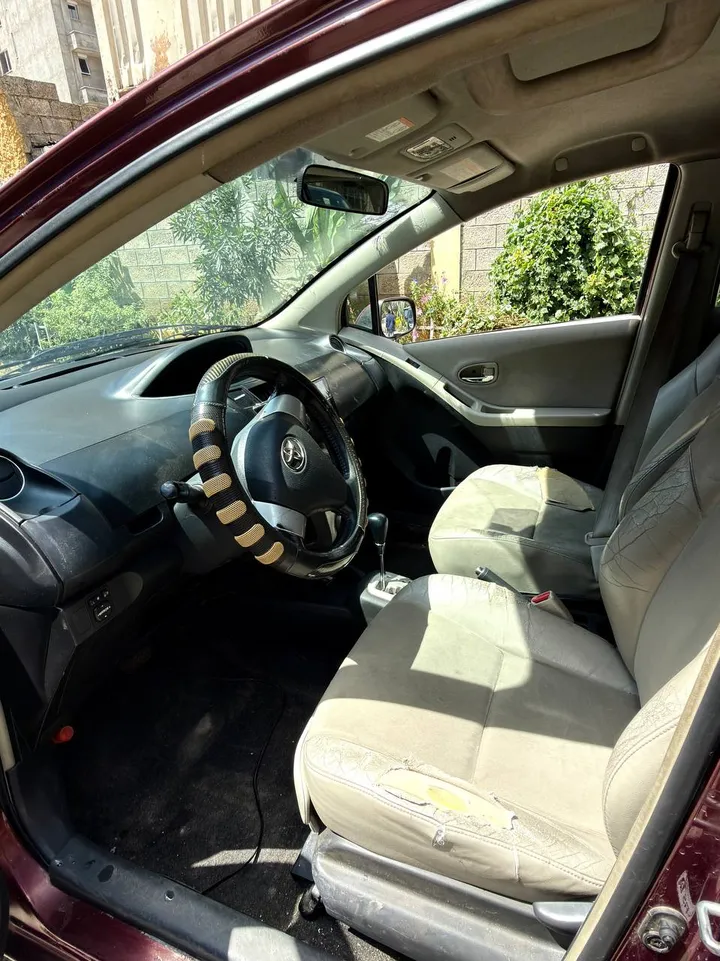 Toyota Yaris Compact 2007 – photo 9