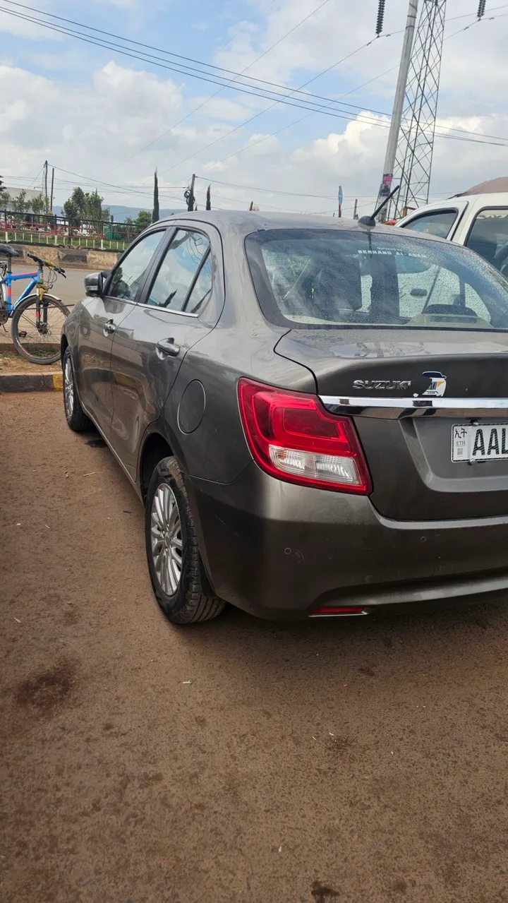 Suzuki Dzire 2024 Automatic – photo 10