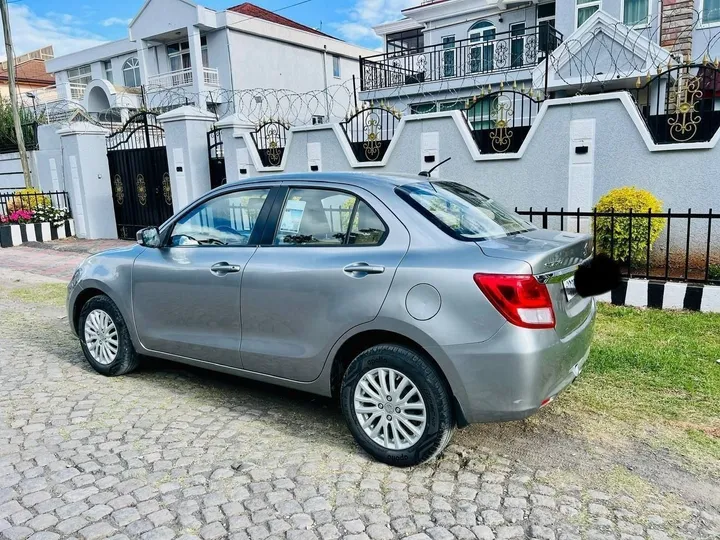 Suzuki Dzire 2022 Automatic 1200cc – photo 4