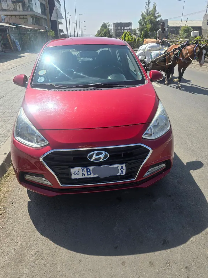 Hyundai Sedan 2020 – photo 9