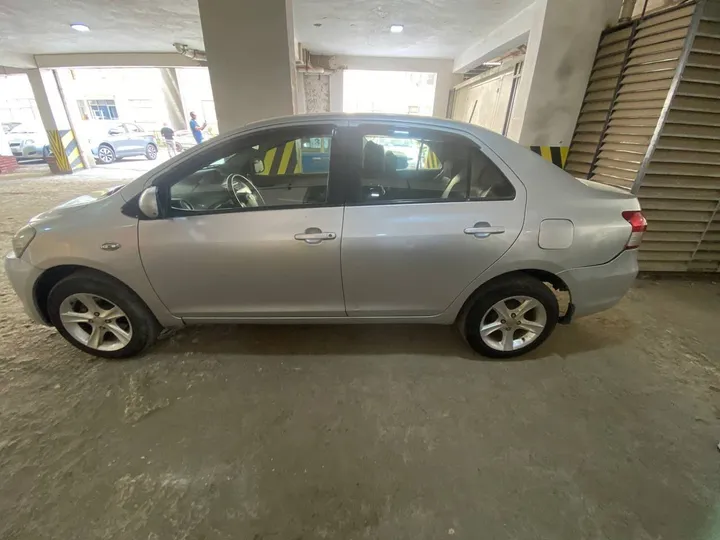 Toyota Yaris Belta 2008 Automatic – photo 3