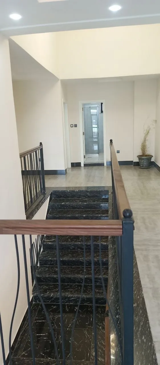 7 Bedroom House in Ayat – photo 9