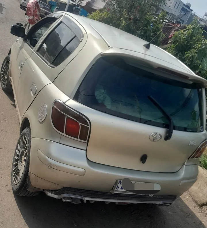 Toyota Vitz 2004 Automatic – photo 3