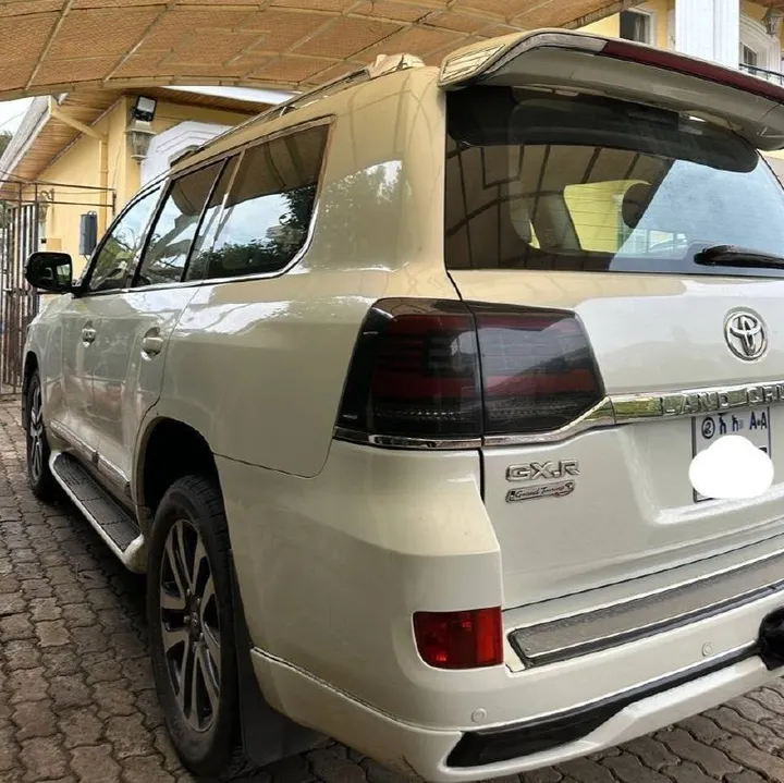 Toyota Landcruiser VXR 2012 – photo 5