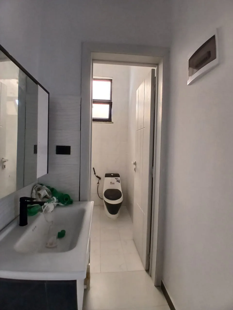 5-Bedroom Villa for Sale in Semit – photo 6