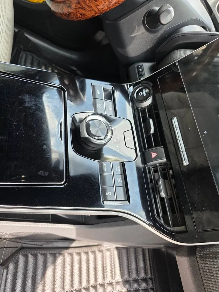 Toyota BZ4X EV 2022 – photo 4