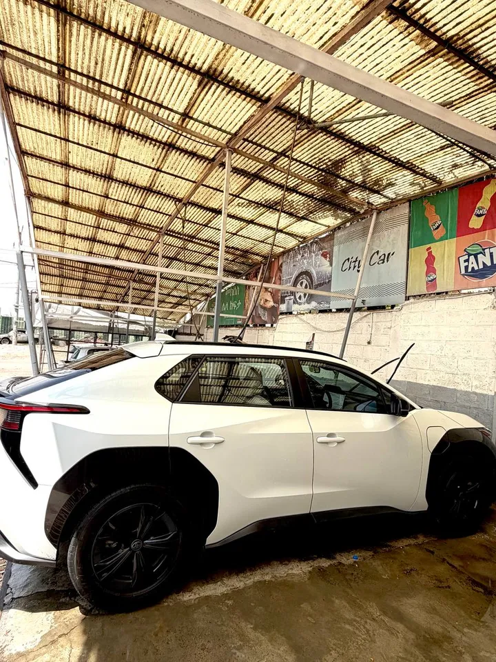 Toyota BZ4X 2023 Electric SUV – photo 7
