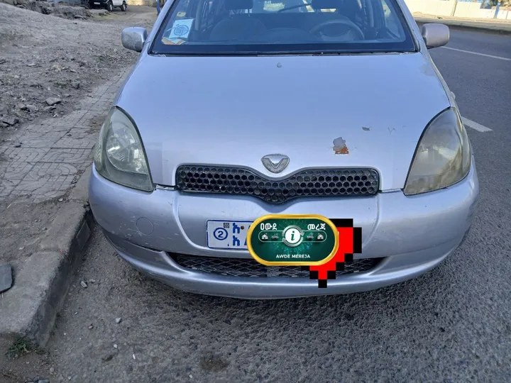 Toyota Vitz 2001 – photo 8