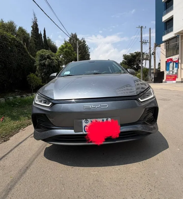 BYD E2 2025 Electric Automatic – photo 3