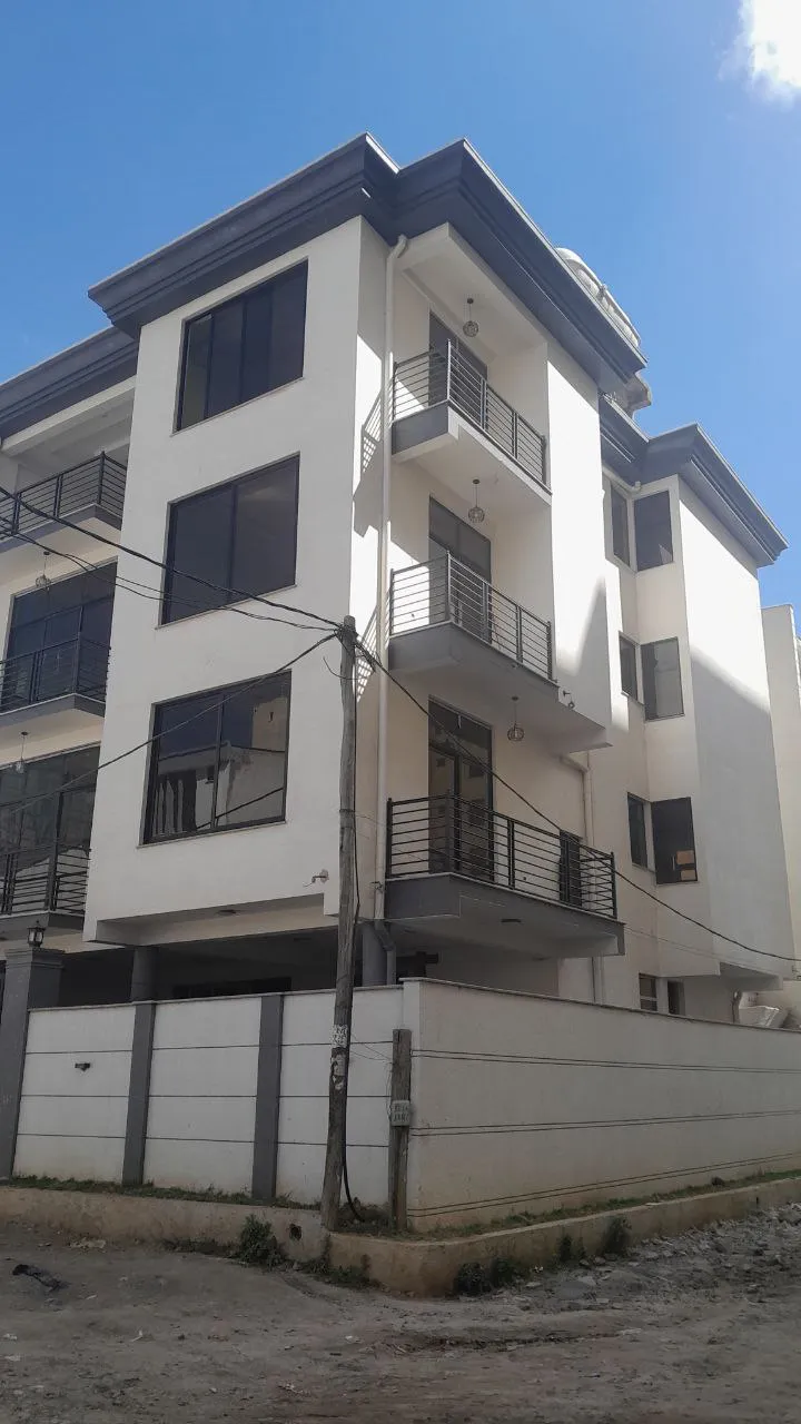 G+3 House 210 Sqm Ayat Compound – photo 5