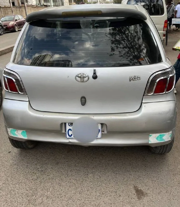Toyota Vitz 2001 Automatic – photo 4