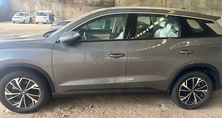 2025 BYD Song Pro DM-i – photo 3