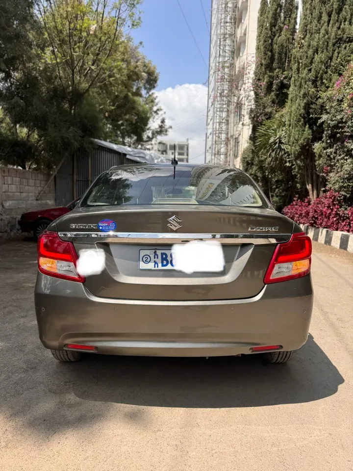 Suzuki Dzire 2021 Automatic – photo 5