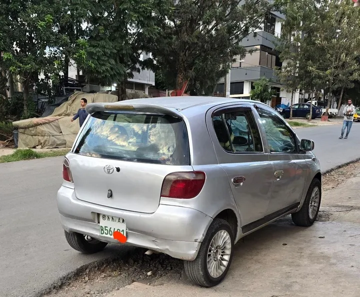 Toyota Vitz 2001 Automatic – photo 4