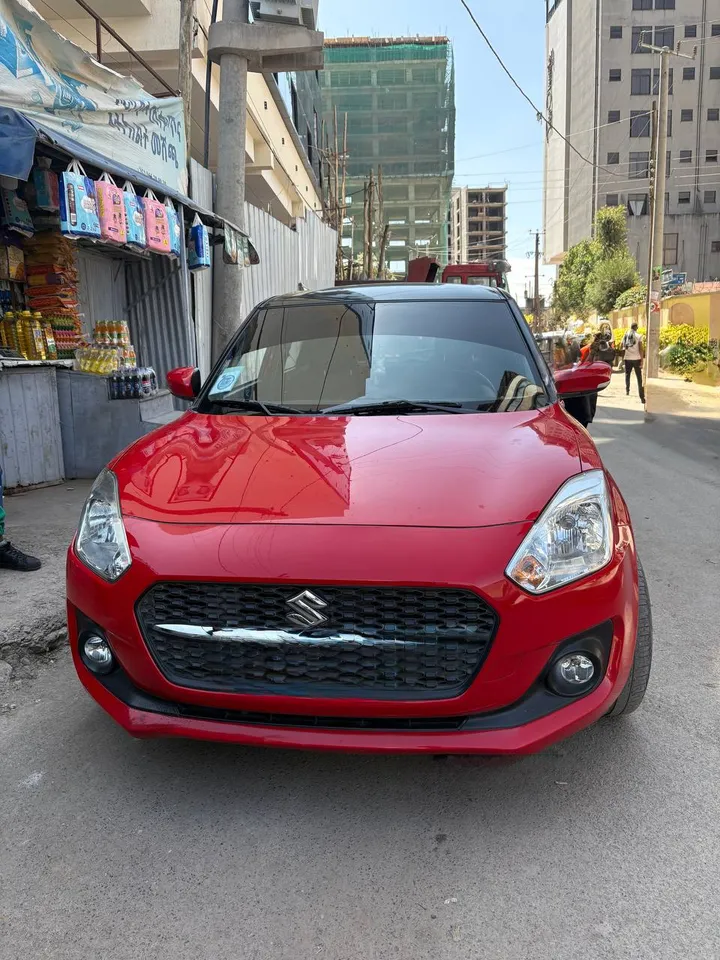 2022 Suzuki Swift Automatic – photo 3