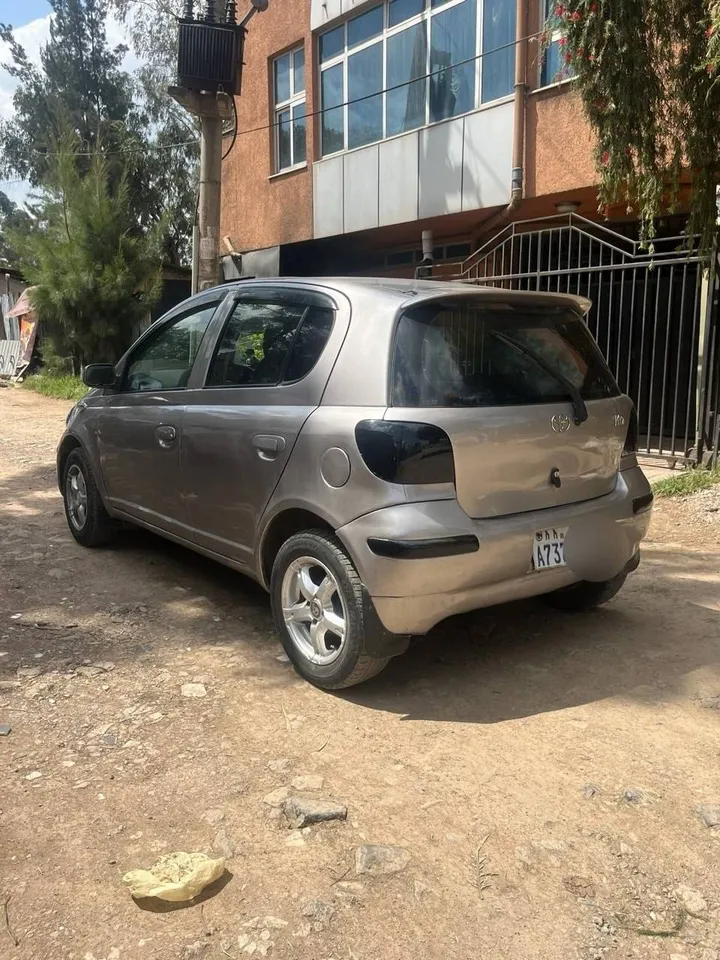 Toyota Vitz 2002 Automatic – photo 7