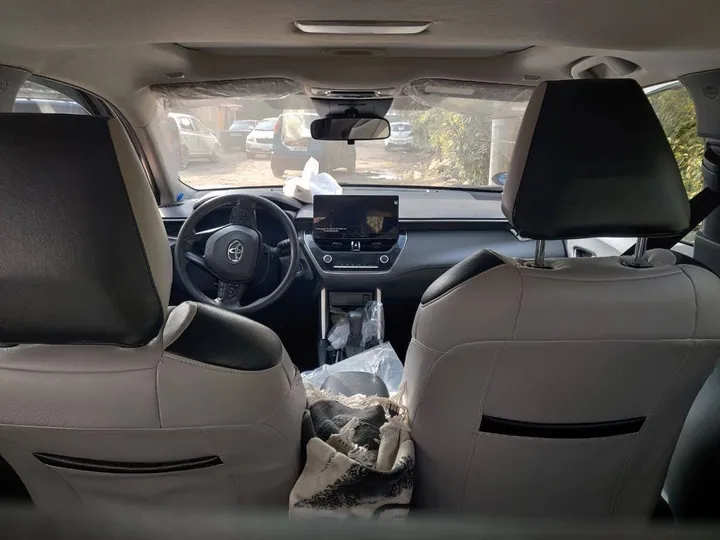 Toyota Corolla Cross Hybrid 2024 – photo 3