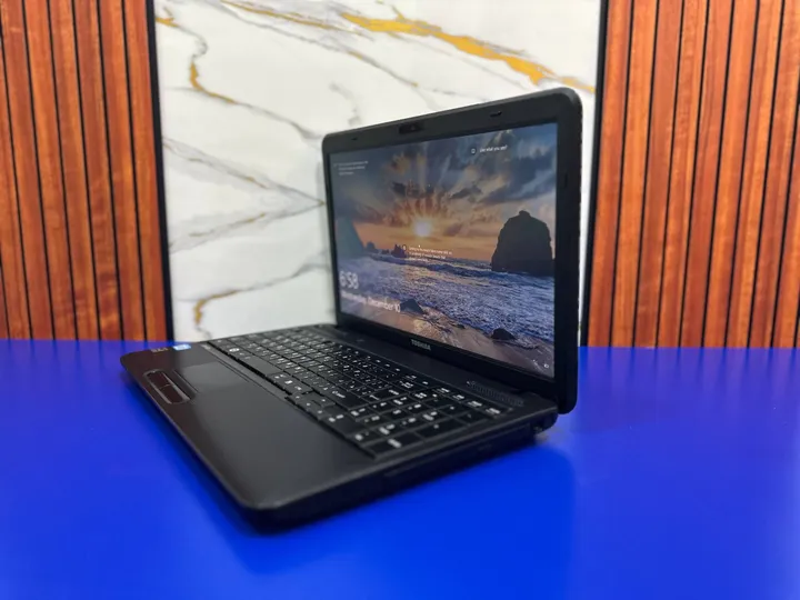 Toshiba Core i5 15.6 Inch Laptop – photo 3