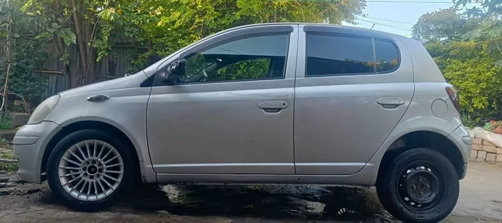 Toyota Vitz 2004 Automatic 1.0L – photo 3