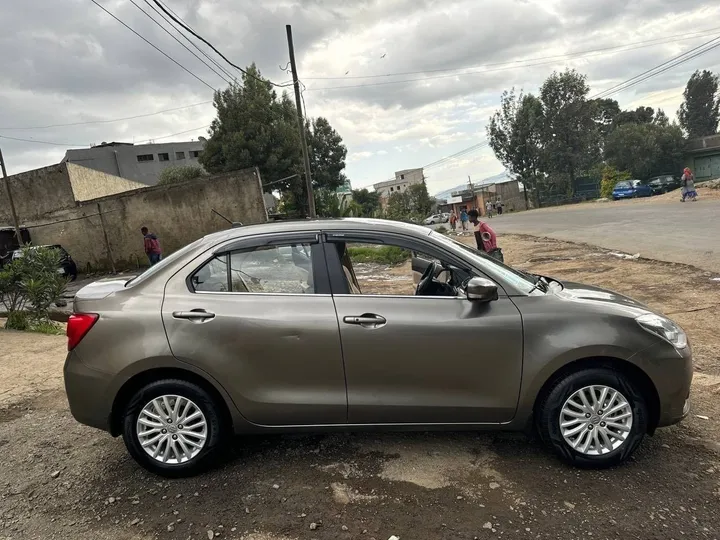 Suzuki Dzire 2022 Sedan – photo 3