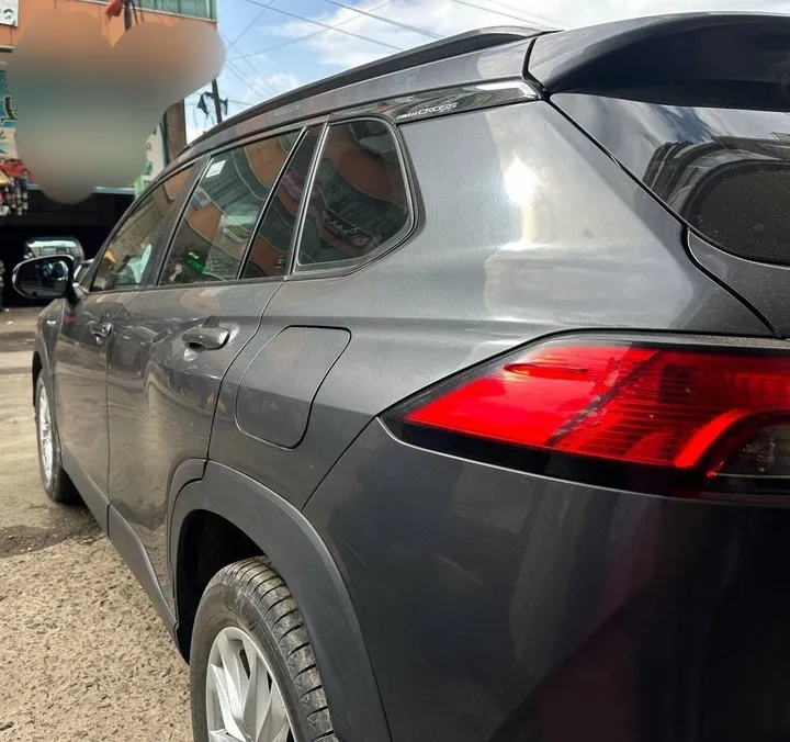Toyota Corolla Cross Hybrid 2023 – photo 4