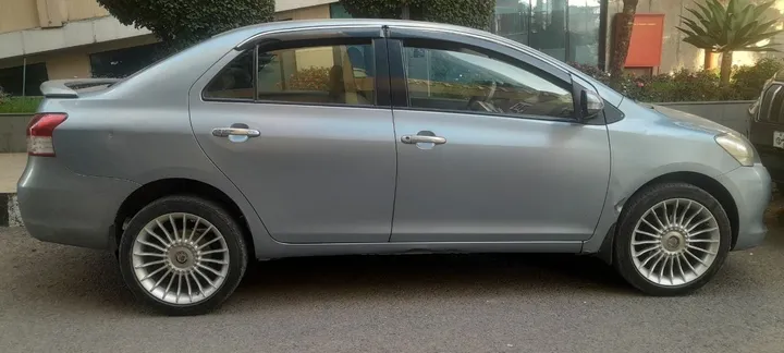 Toyota Yaris Belta 2010 – photo 3