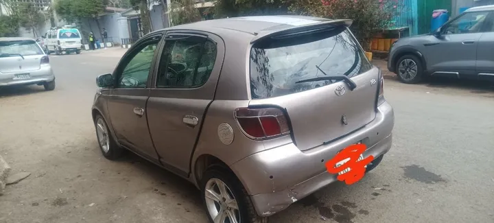 Toyota Vitz 2001 Automatic – photo 3