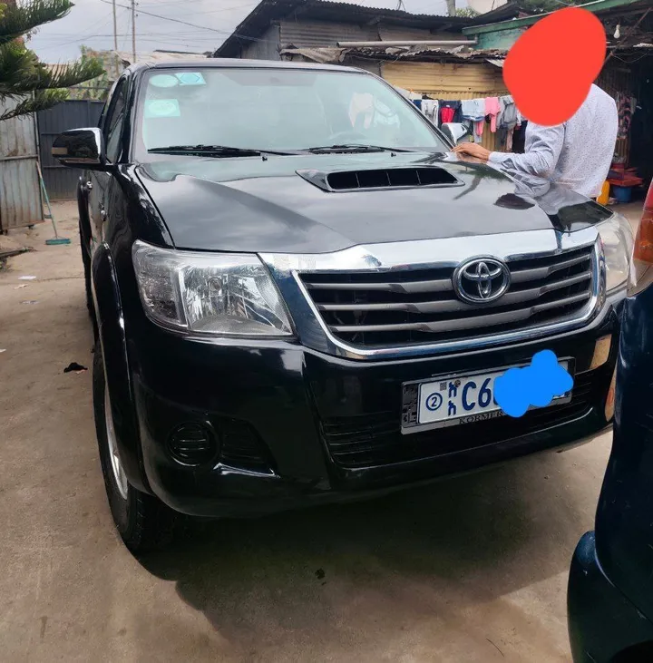 Toyota Hilux 2012 Diesel Manual – photo 4