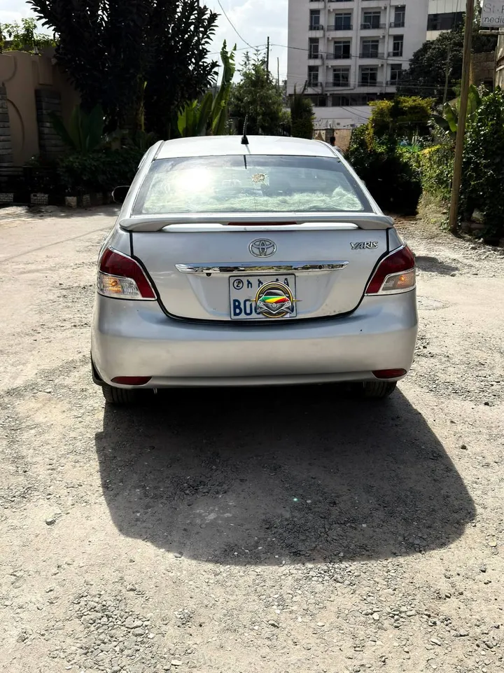 Toyota Yaris Belta 2008 – photo 5