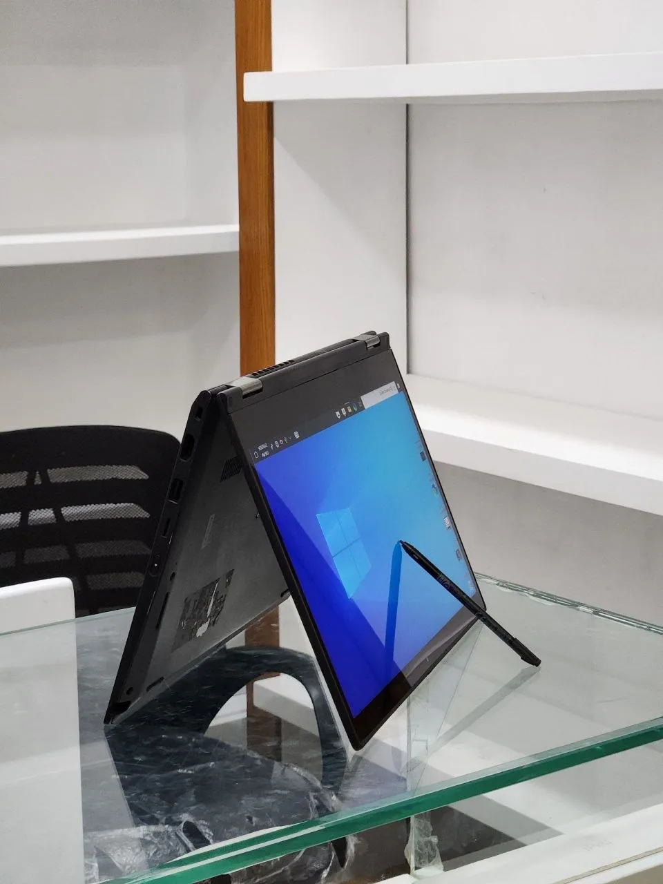 Lenovo ThinkPad Yoga X390 8GB 512GB – photo 3