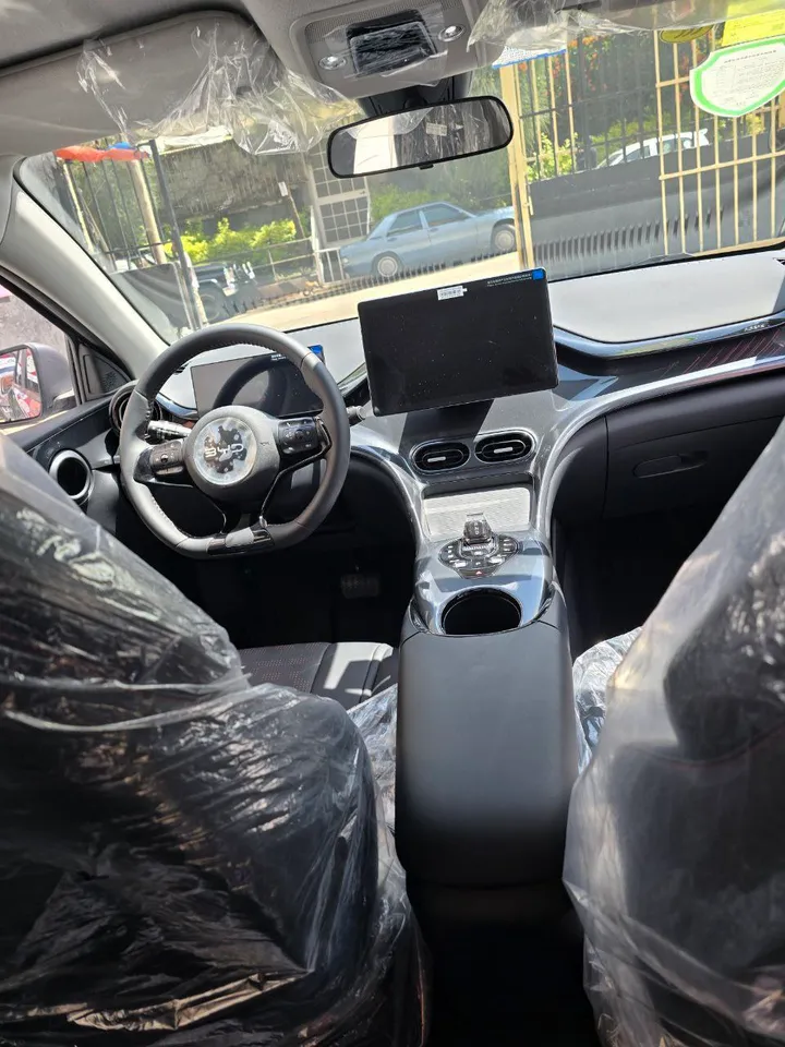 2025 BYD E2 Electric Hatchback – photo 6