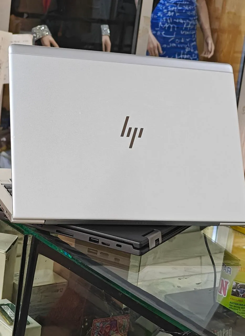 HP EliteBook 840 G5 i7 Laptop – photo 4