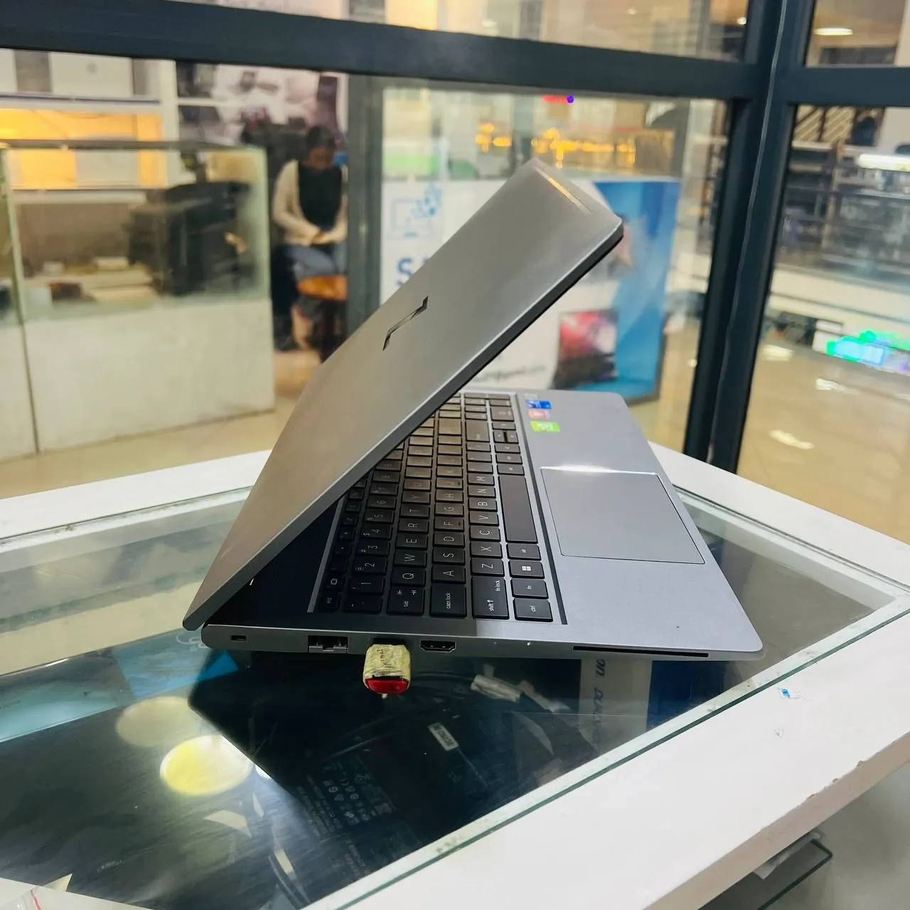 HP ZBook 15 i7 12th Gen – photo 4