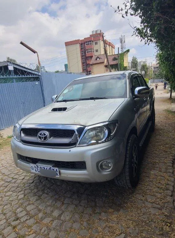 Toyota Vigo D4D Manual 2008 – photo 3
