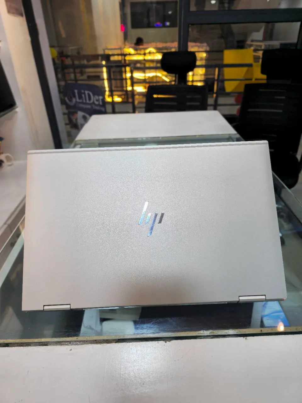 HP EliteBook x360 1040 G7 – photo 3