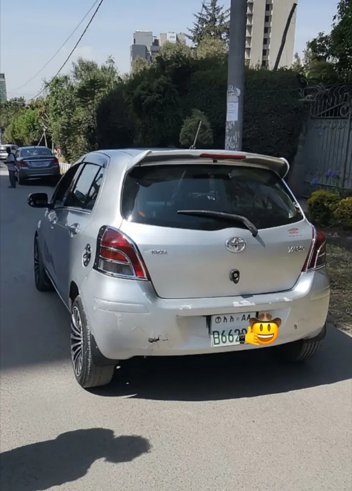 Toyota Yaris Compact 2008 Automatic – photo 7