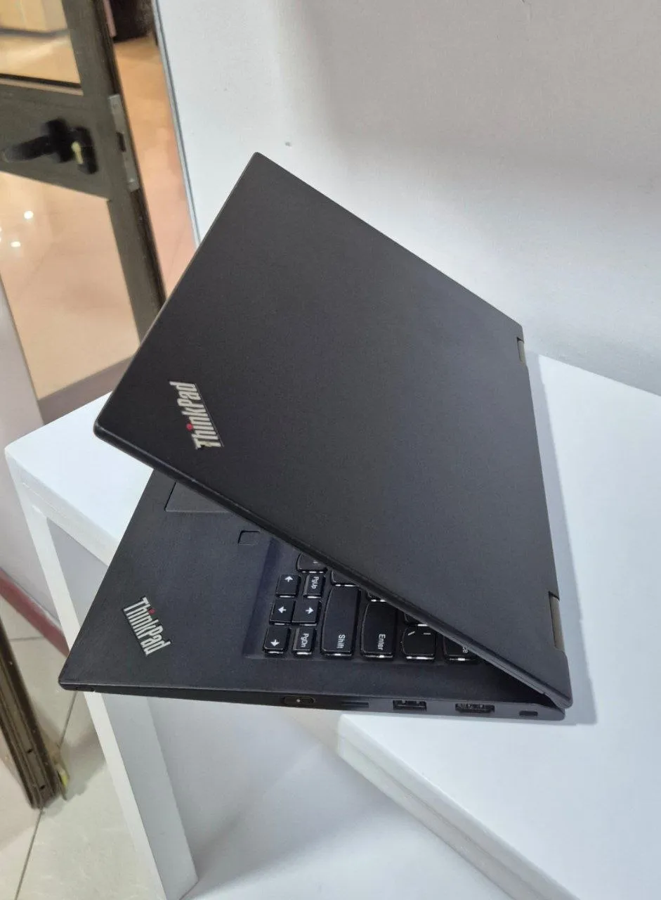 Lenovo ThinkPad Yoga X390 – photo 3