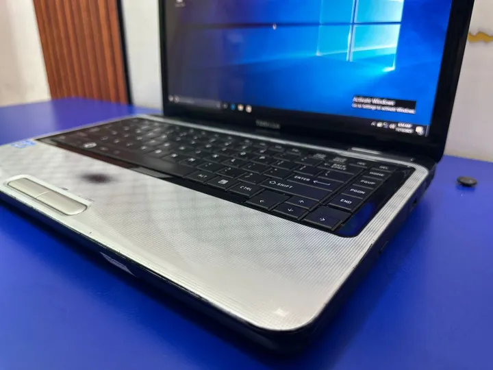 Toshiba Core i5 Laptop 13.3 Inch – photo 3