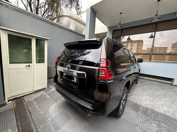 Toyota Landcruiser Prado 2019 – photo 6