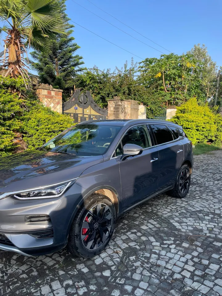 BYD Tang 2024 – photo 6