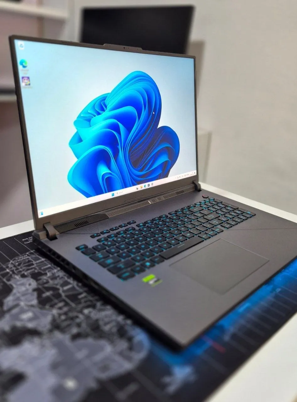 Asus ROG Strix 18 Gaming Laptop – photo 6